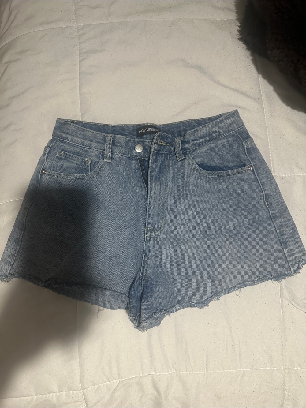 PrettyLittleThing Washed Blue High-Waist Denim Shorts
